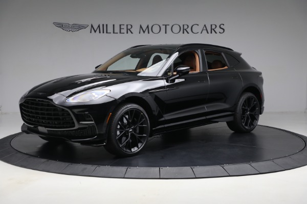 2025 Aston Martin DBX