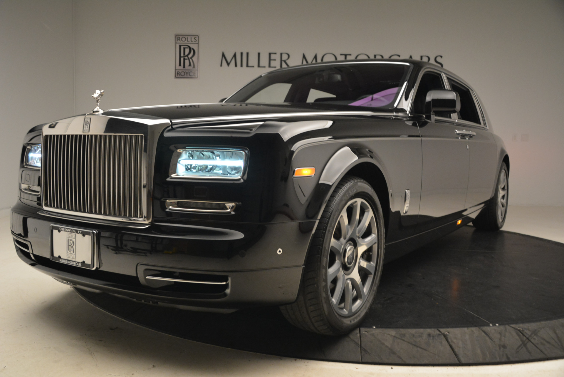 Pre-Owned 2014 Rolls-Royce Phantom EWB For Sale ()