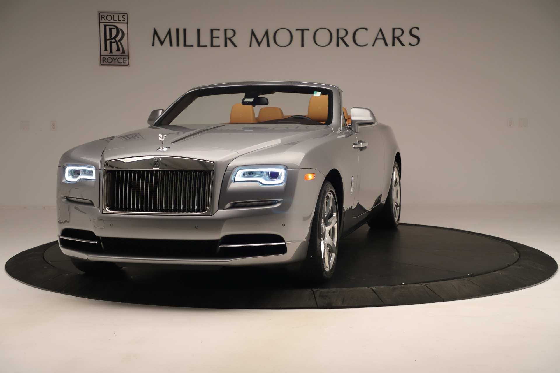 First North American RollsRoyce Dawn Sells For 750000 At Auction   Carscoops