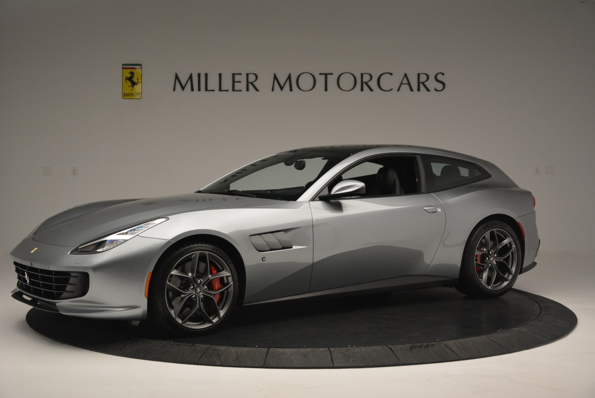 2019 ferrari gtc4lusso price