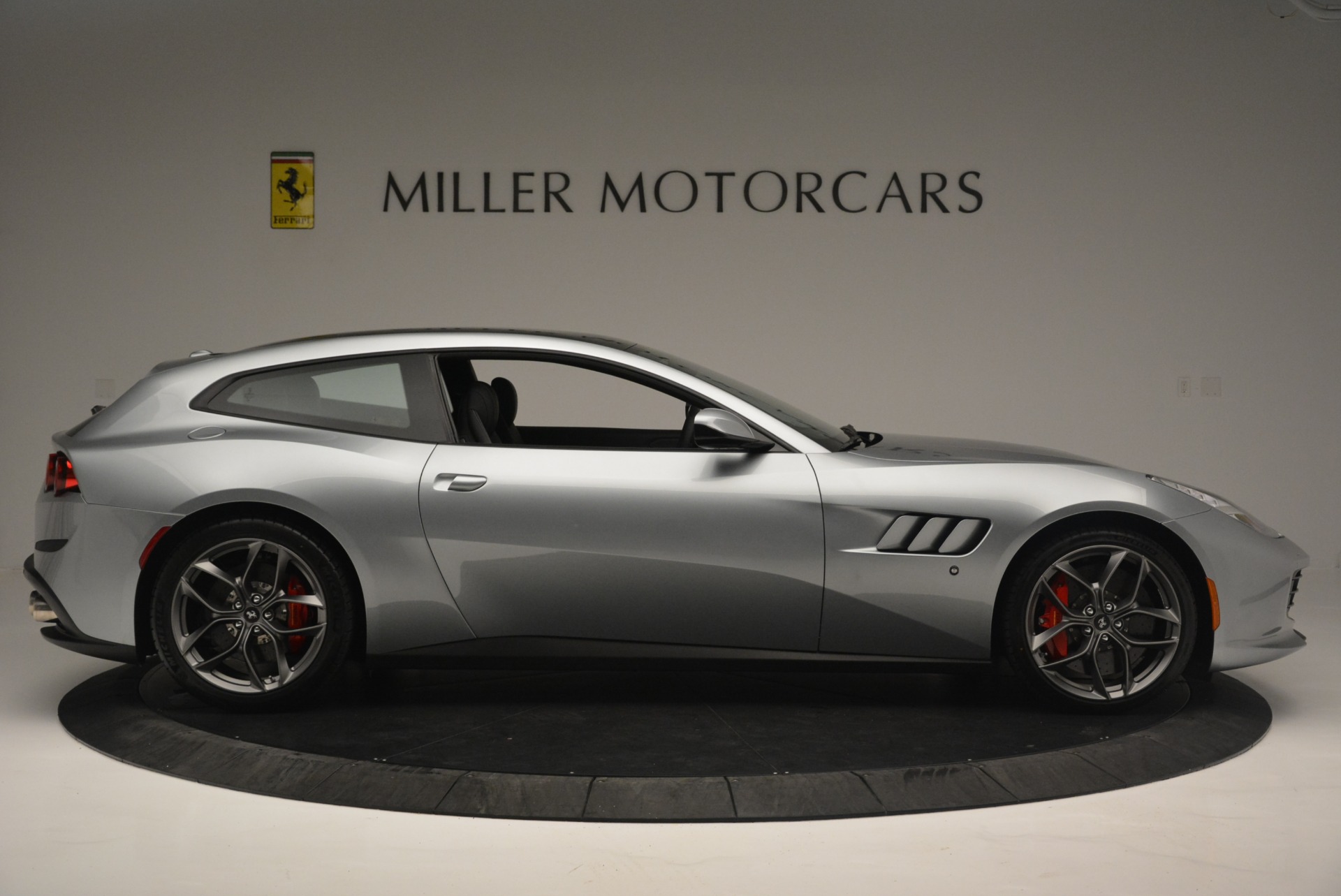 2019 ferrari gtc4lusso price