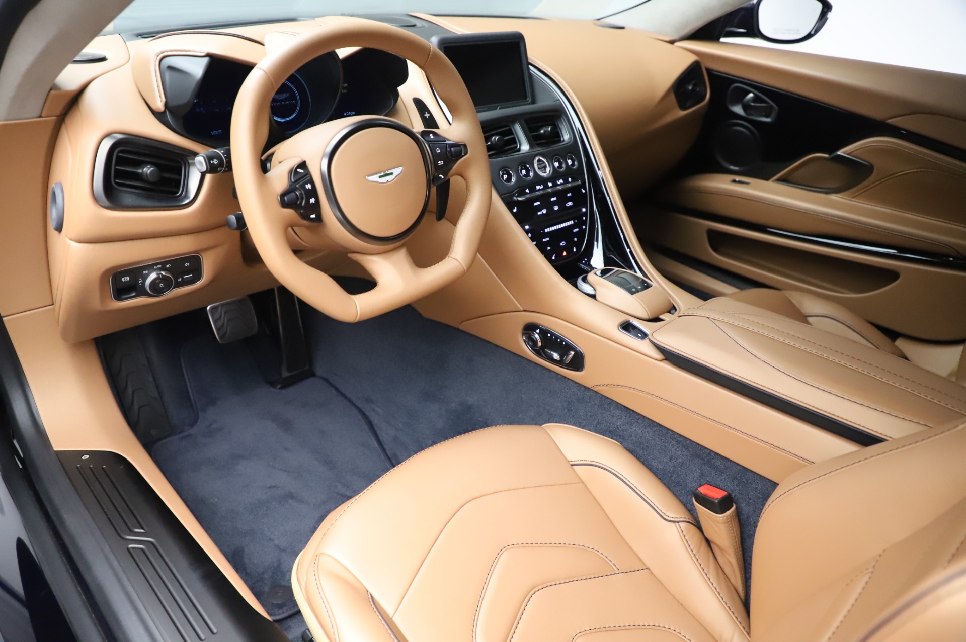 Aston Martin Dbs White Interior