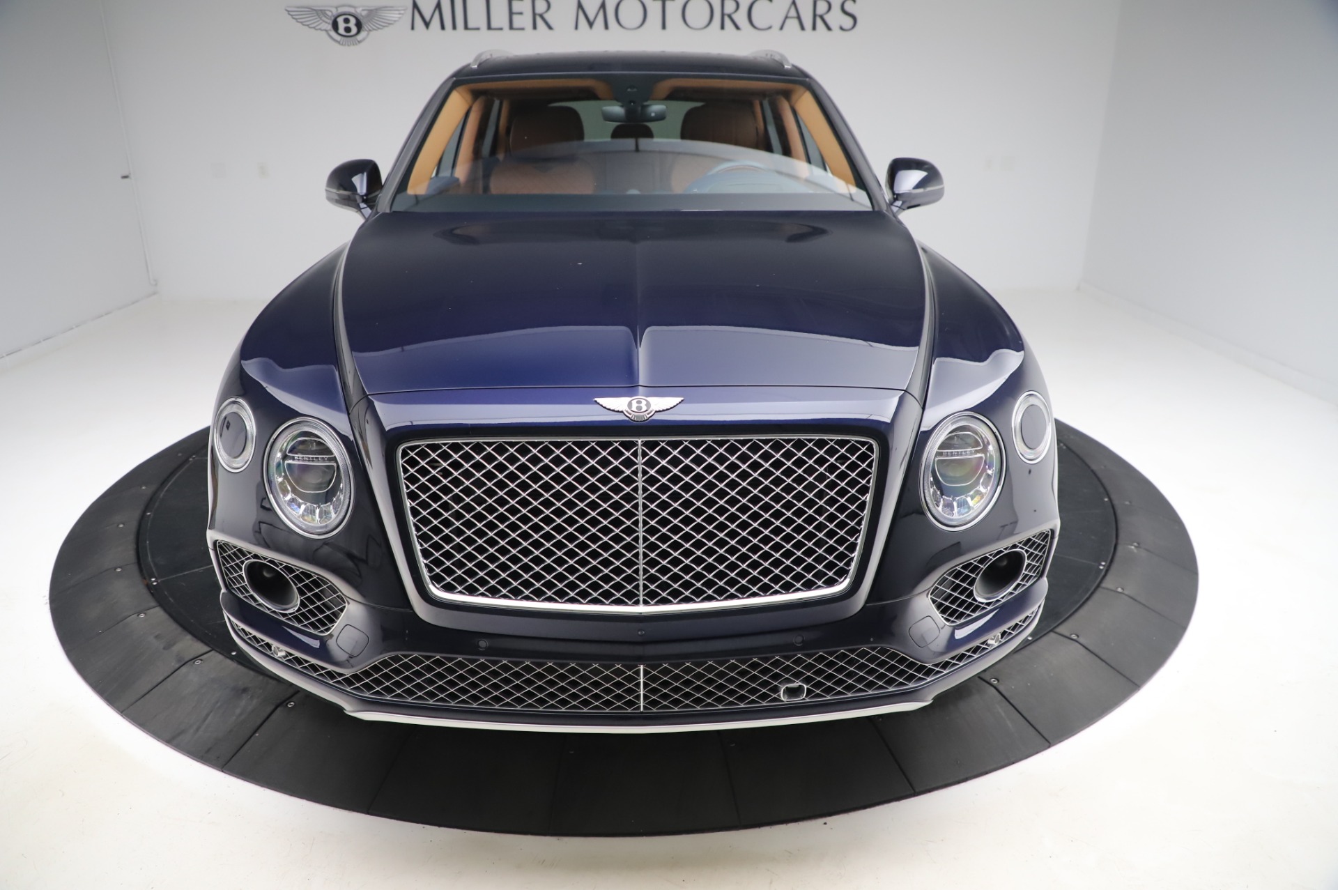 Pre-Owned 2018 Bentley Bentayga W12 Signature Edition For Sale ()