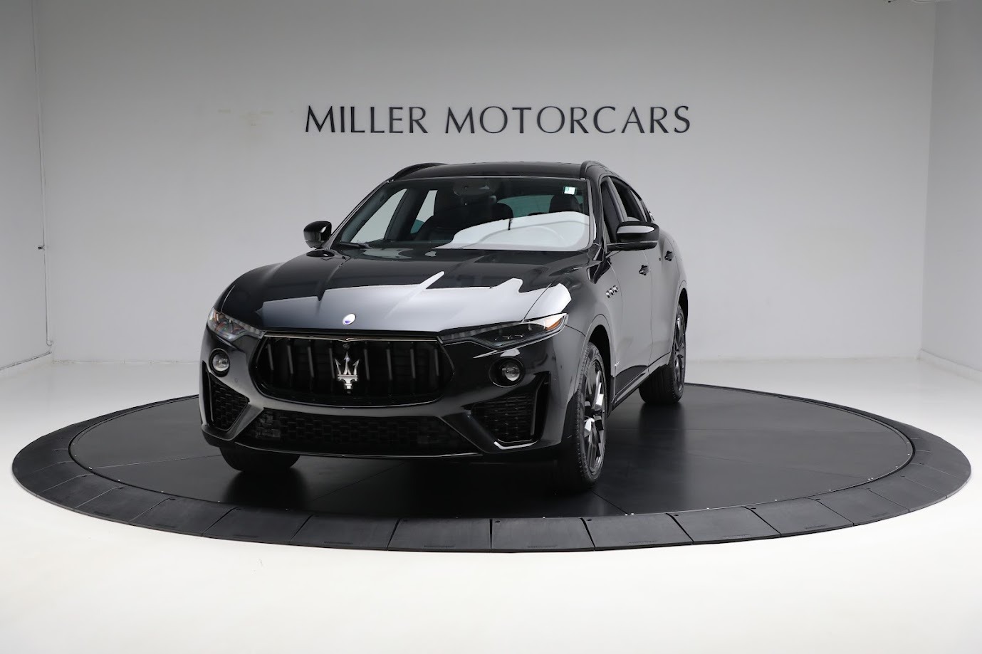 Maserati gransport levante