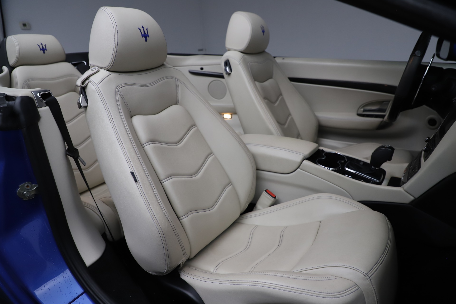 https://www.millermotorcars.com/imagetag/4647/35/l/Used-2013-Maserati-GranTurismo-Sport.jpg