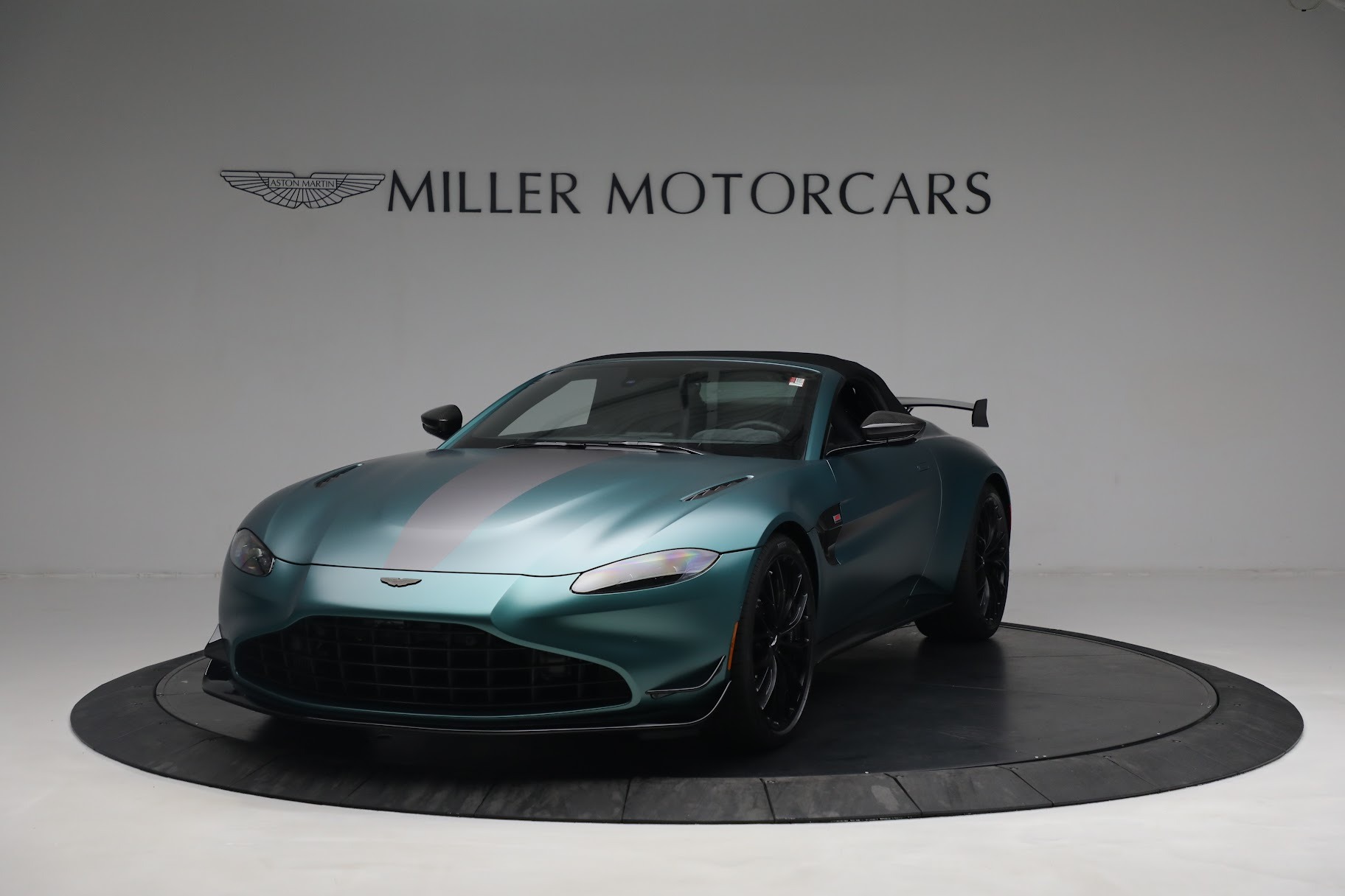 2023 Aston Martin Vantage Lease Jqq5g3x6pm5ksm