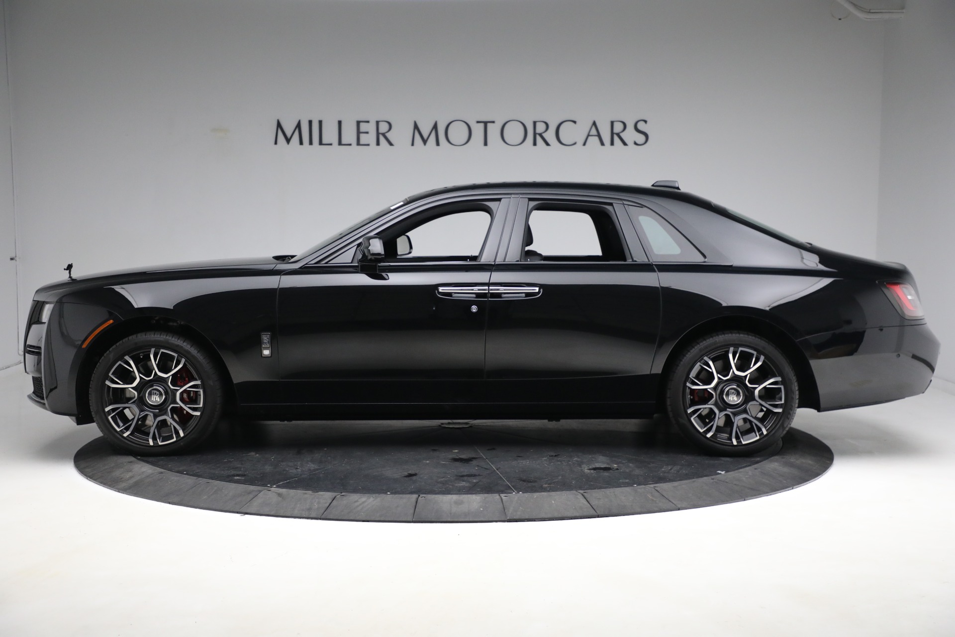 2023 rolls royce espectro negro