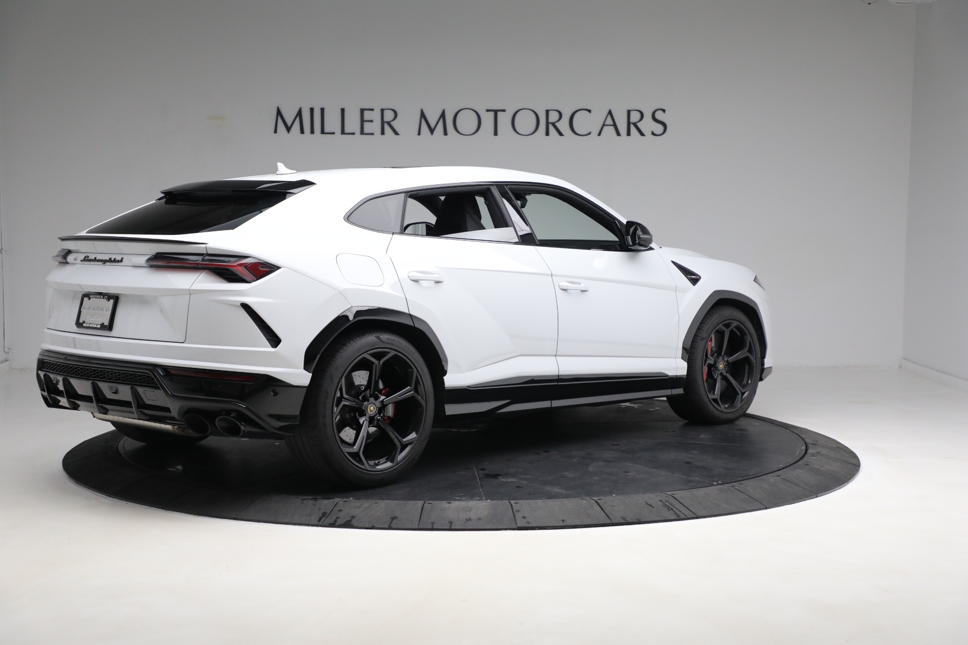 Pre Owned 20 Lamborghini Urus For Sale    Miller Motorcars ...