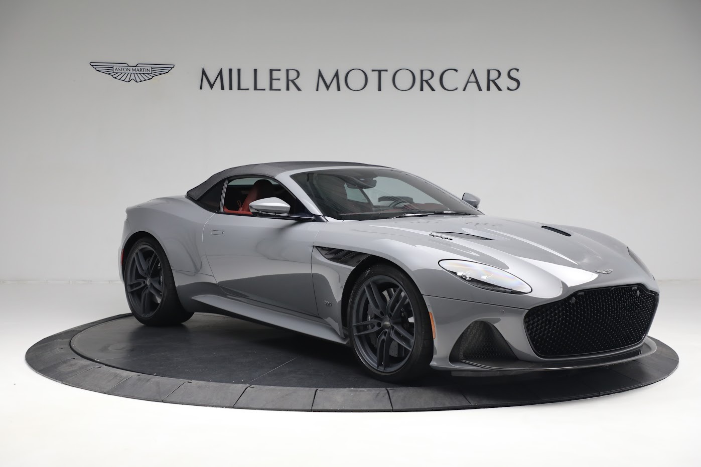 Pre-Owned 2021 Aston Martin DBS Superleggera For Sale () | Miller ...